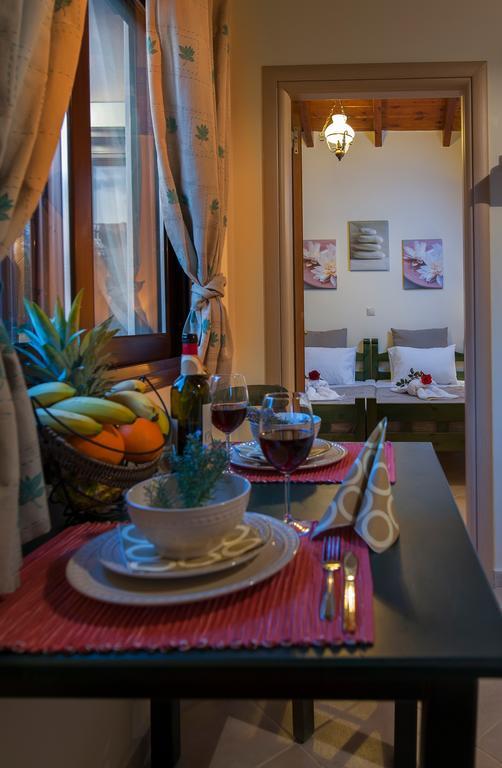 Kyriaki'S Cozy Apartments Agia Marina  Luaran gambar